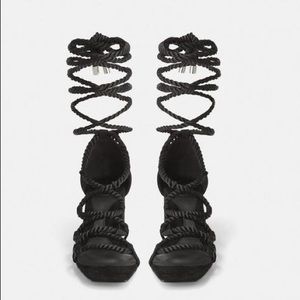 Missguided black rope mid heel. Size 8. NEW!